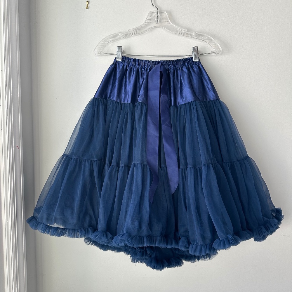 Soft Fluffy Navy Blue Petticoat Skirt M | Retro Vintage Mrs. Maisel